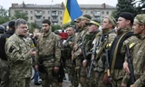 Tổng thống Ukraine bất ngờ tới Sloviansk