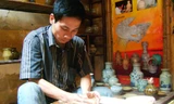 Ít người trẻ còn say mê với nghề của làng gốm
