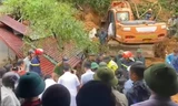Sạt lở đất trong đêm ở Sa Pa một hộ dân bị vùi lấp, có người tử vong