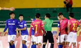 Đạp ngực đàn anh, tuyển thủ U22 Việt Nam bị phạt nặng