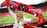 Mỹ nhân World Cup đến Old Trafford 'tiếp lửa' cho M.U