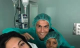 Cristiano Ronaldo hạnh phúc đón con thứ 4