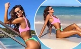 Siêu mẫu Izabel Goulart khoe body hoàn hảo ở biển