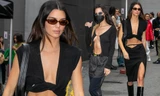 Kendall Jenner và Bella Hadid dự show thời trang với phong cách không nội y táo bạo