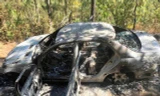Đốt ô tô Mercedes trong rừng sâu để che giấu vụ tai nạn giao thông