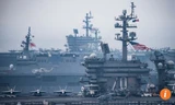Lần đầu tiên tàu sân bay USS Carl Vinson tập trận chung với các tàu khu trục của Nhật. Ảnh: SCMP