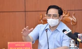 Thủ tướng: Không dài sức để giãn cách tăng cường mãi…