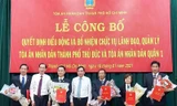 5 nhân sự mới nhận quyết định điều động và bổ nhiệm của Chánh án TAND Tối cao sáng 18/1. Ảnh: Thành ủy TPHCM