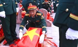 Trang trọng lễ an táng 76 liệt sĩ hy sinh ở Lào về với đất mẹ
