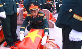 Trang trọng lễ an táng 76 liệt sĩ hy sinh ở Lào về với đất mẹ