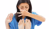 Mẹo nhỏ nhưng cực hiệu quả dành cho người hôi chân