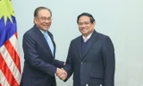 Thủ tướng Phạm Minh Chính và Thủ tướng Malaysia Anwar Ibrahim sáng 26/2. (Ảnh: Như Ý)