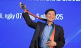 Tỷ phú Johnathan Hạnh Nguyễn: ‘Sinh viên kinh tế phải biết mình là ai và muốn trở thành ai’