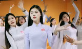 Top 41 ‘Hoa hậu Việt Nam’ 2024 duyên dáng trong tà áo dài