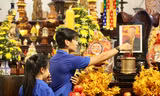 Bạn trẻ Khánh Hòa xúc động đến chùa tưởng niệm Tổng Bí thư Nguyễn Phú Trọng