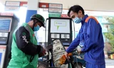 Giá xăng dầu tăng đồng loạt 
