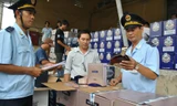 Tổng cục Hải quan cấm cán bộ nhận quà biếu, tham nhũng vặt