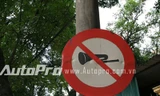 Không muốn đánh nhau: Hãy đừng bấm còi xe!