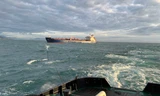Cứu hộ khẩn cấp tàu hàng nặng hơn 40.000 tấn gặp nạn trên biển
