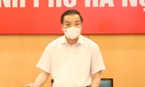Chủ tịch Hà Nội: Kiểm soát chặt hơn số người làm việc tại các cơ quan