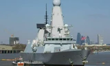 Tàu khu trục HMS Defender của Hải quân Anh