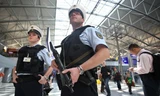 Cảnh sát Đức ở sân bay Frankfurt. Nguồn: Reuters