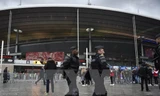 Cảnh sát Pháp tăng cường an ninh tại sân vận động Stade de France. (Nguồn: AFP/TTXVN)