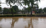 Thành phố Huế ngập sâu trong biển nước, dự đoán lũ còn tiếp tục kéo dài nhiều ngày tới