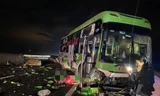 Xe giường nằm va chạm trên cao tốc Phan Thiết - Dầu Giây, phụ xe tử vong