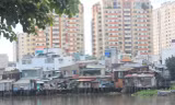 Lý do TPHCM vỡ kế hoạch di dời nhà trên và ven kênh rạch