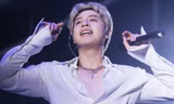 Noo Phước Thịnh khóc trên sân khấu