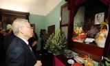 Tổng Bí thư Nguyễn Phú Trọng dâng hương tưởng niệm Chủ tịch Hồ Chí Minh