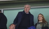 HLV Ancelotti dự khán trận Chelsea vs Roma.