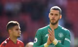 De Gea không hài lòng vì bị M.U trừ 25% lương.