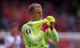 Joe Hart một lần nữa mắc sai lầm khiến tuyển Anh phải trả giá.