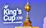 Chiếc cúp vô địch King's Cup sẽ do chính Nhà Vua Thái Lan trao tặng.