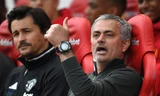 HLV Mourinho hài lòng khi các học trò hạ Chelsea một cách thuyết phục.