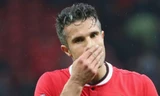 Van Persie thất vọng vì đá hỏng phạt đền.