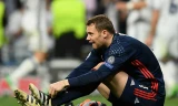 Manuel Neuer dính chấn thương và phải nghỉ hết mùa giải.