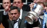 Mourinho và chức vô địch FA Cup 2007.