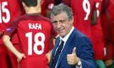 HLV Fernando Santos hết lời ca ngợi các học trò sau chiến thắng lịch sử.
