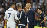 HLV Zidane hết lời ca ngợi Ronaldo.