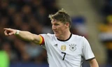 Choáng váng sau vụ khủng bố ở Paris, Schweinsteiger xin tạm rút khỏi ĐT Đức.