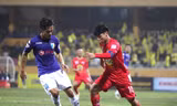 Công Phượng bị đau ở trận gặp Hà Nội FC.