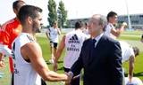 Isco khiến Chủ tịch Florentino Perez không hài lòng.