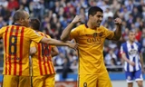 Suarez lập "cú pker" vào lưới Deportivo.
