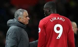 HLV Mourinho hy vọng Romelu Lukaku sớm "giải hạn" bàn thắng.
