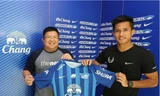 Zulfahmi Arifin trong ngày ra mắt Chonburi FC.