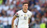 Julian Draxler thường xịt nước hoa trước mỗi trận đấu để cầu mong sự may mắn.