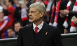 Wenger thất vọng về hàng thủ Arsenal.